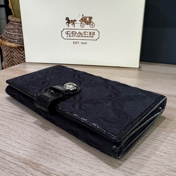 Vintage Coach Canvas Embroidered C Clutch Large Wallet New in Box - Picture 6 of 12